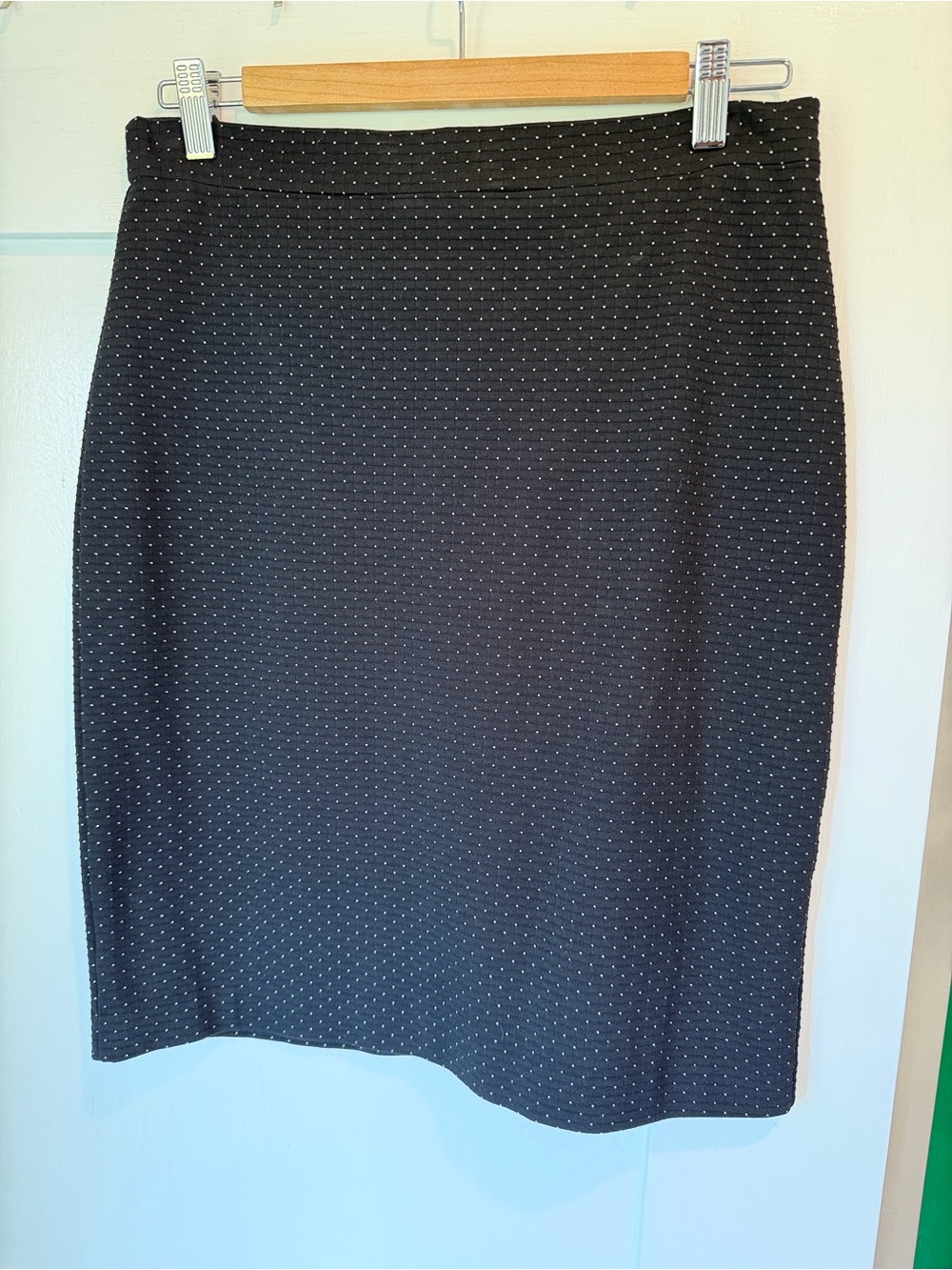 Banana Republic Classic Black Polka Dot Pencil Skirt